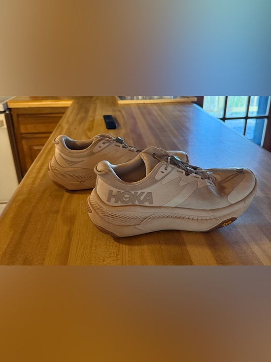 Hoka Shoes - WOMEN'S HOKA TRANSPORT RUNNING SHOES